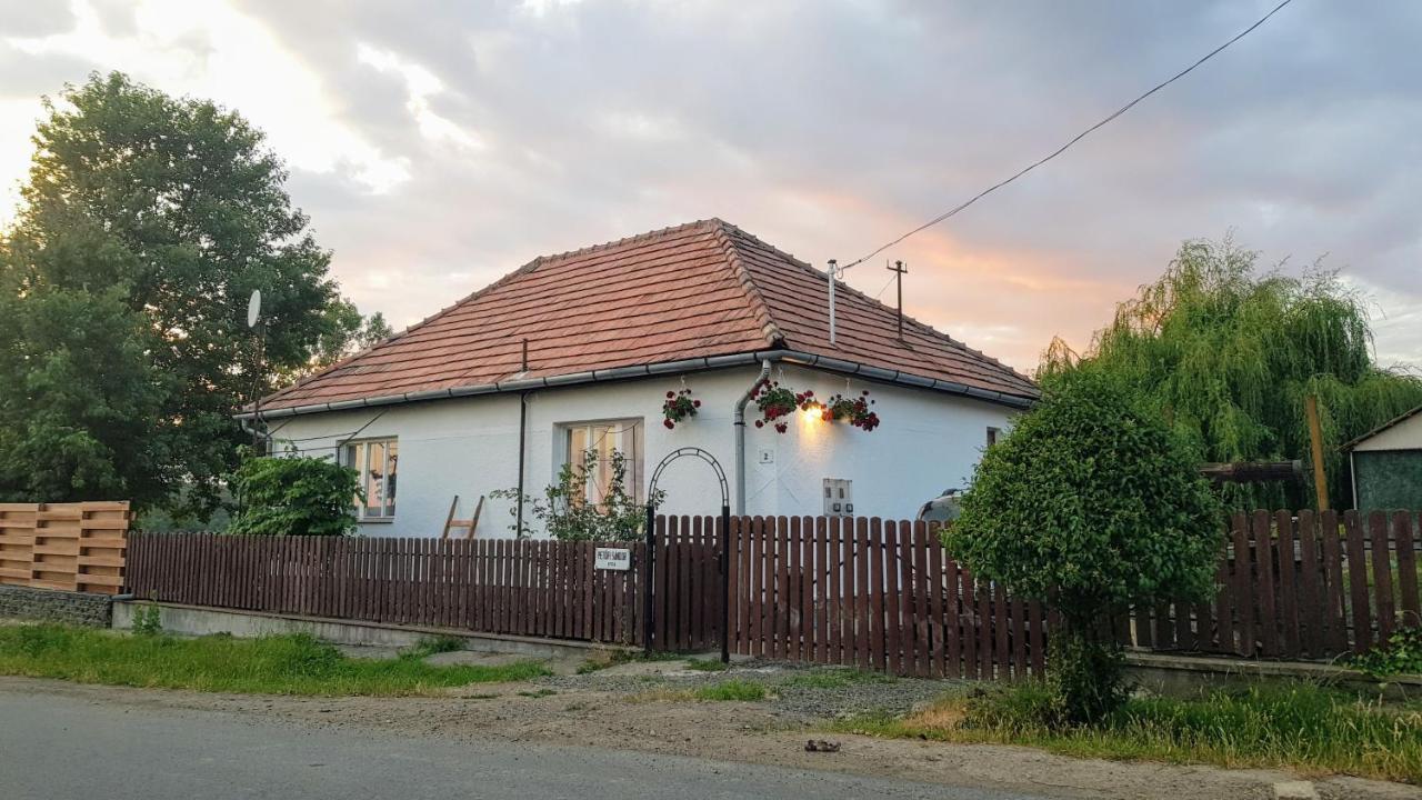 Tepke Guesthouse Garáb Buitenkant foto
