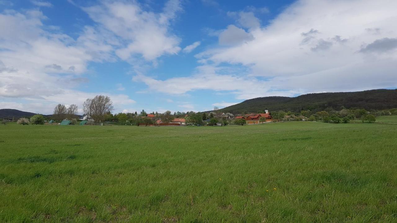 Tepke Guesthouse Garáb Buitenkant foto