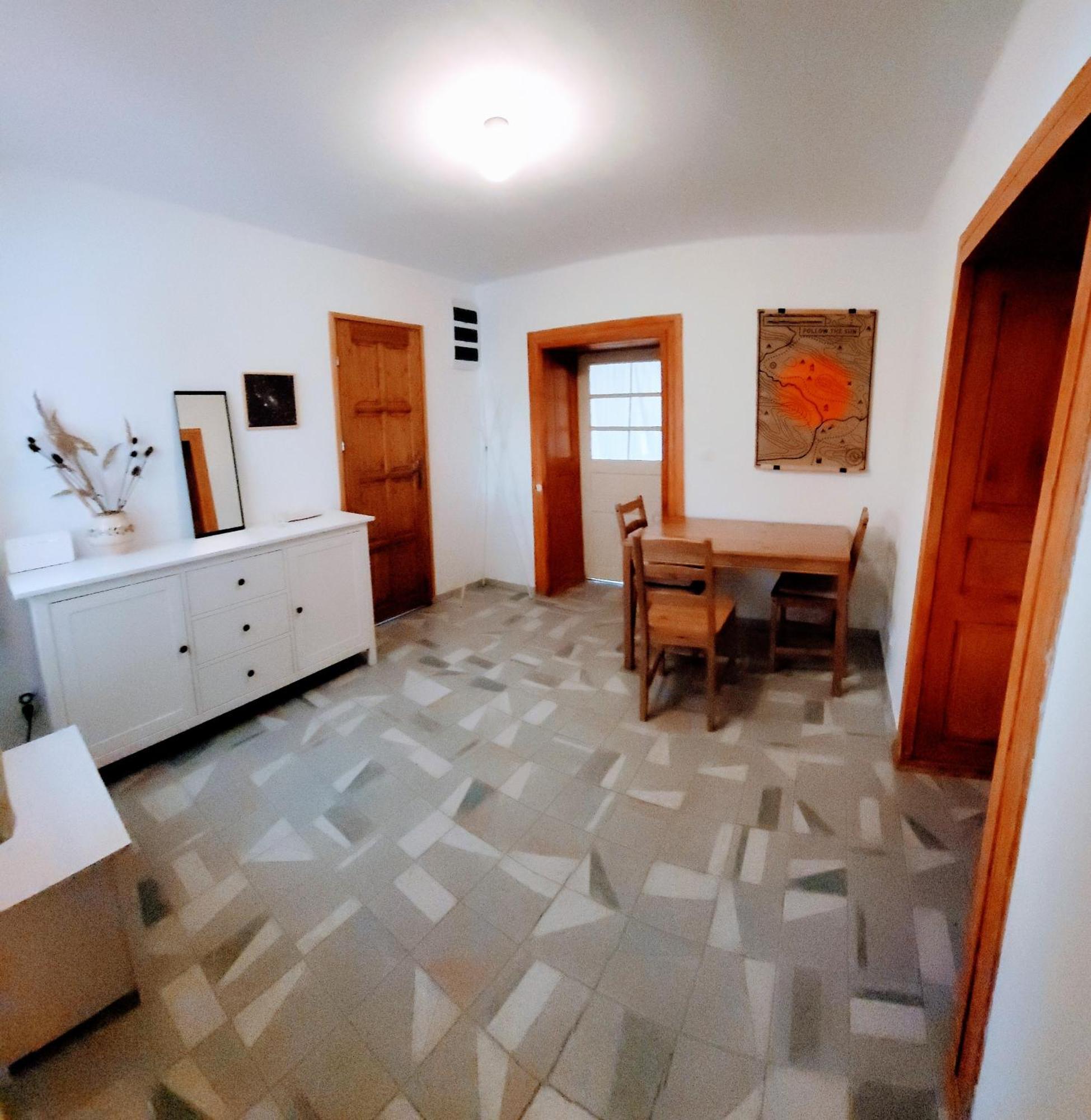 Tepke Guesthouse Garáb Buitenkant foto