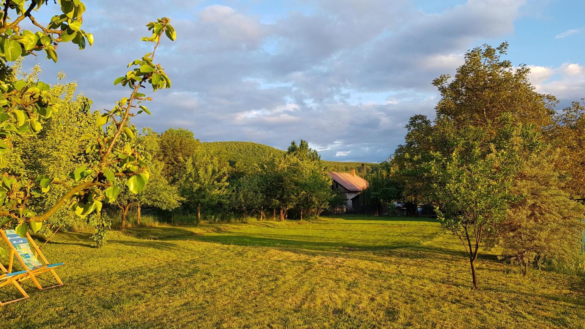 Tepke Guesthouse Garáb Buitenkant foto